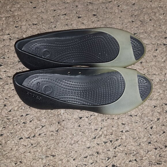 CROCS-Carlie-Ombre White-Black-Peep Toe Flats-Sz 6-Excellent - Picture 6 of 7
